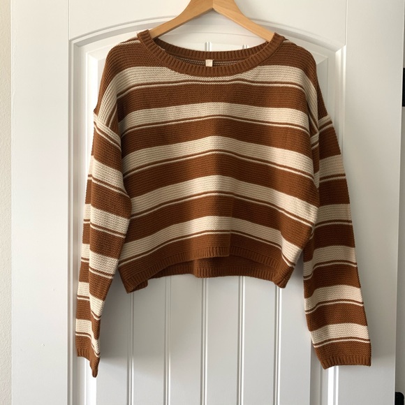 STRIPED Crop Sweater✨ - Picture 1 of 2